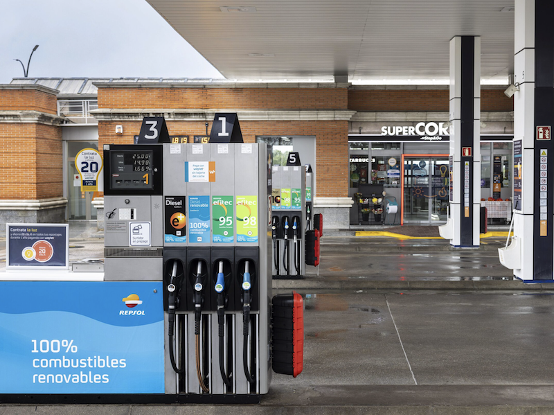 imagen de una gasolinera